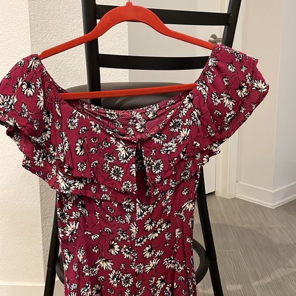 Forever 21 Small Wine Colored Floral Dress - Picture 3 of 4